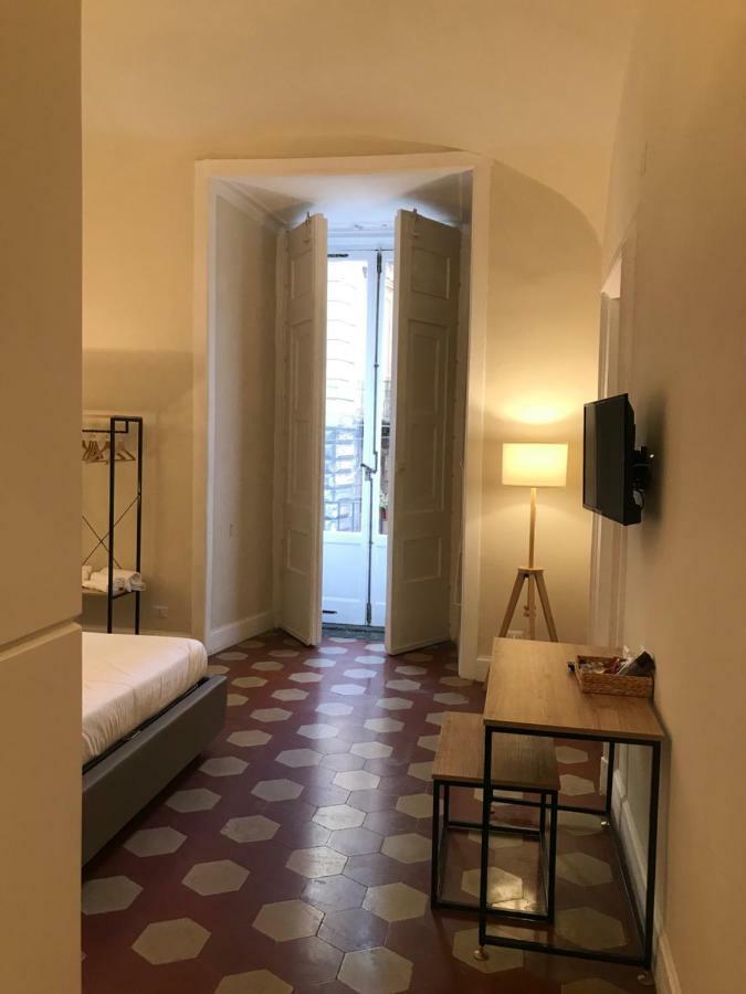ホテル Palazzo Pignatelli ナポリ エクステリア 写真